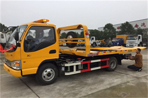 壶关哪里有拖车服务